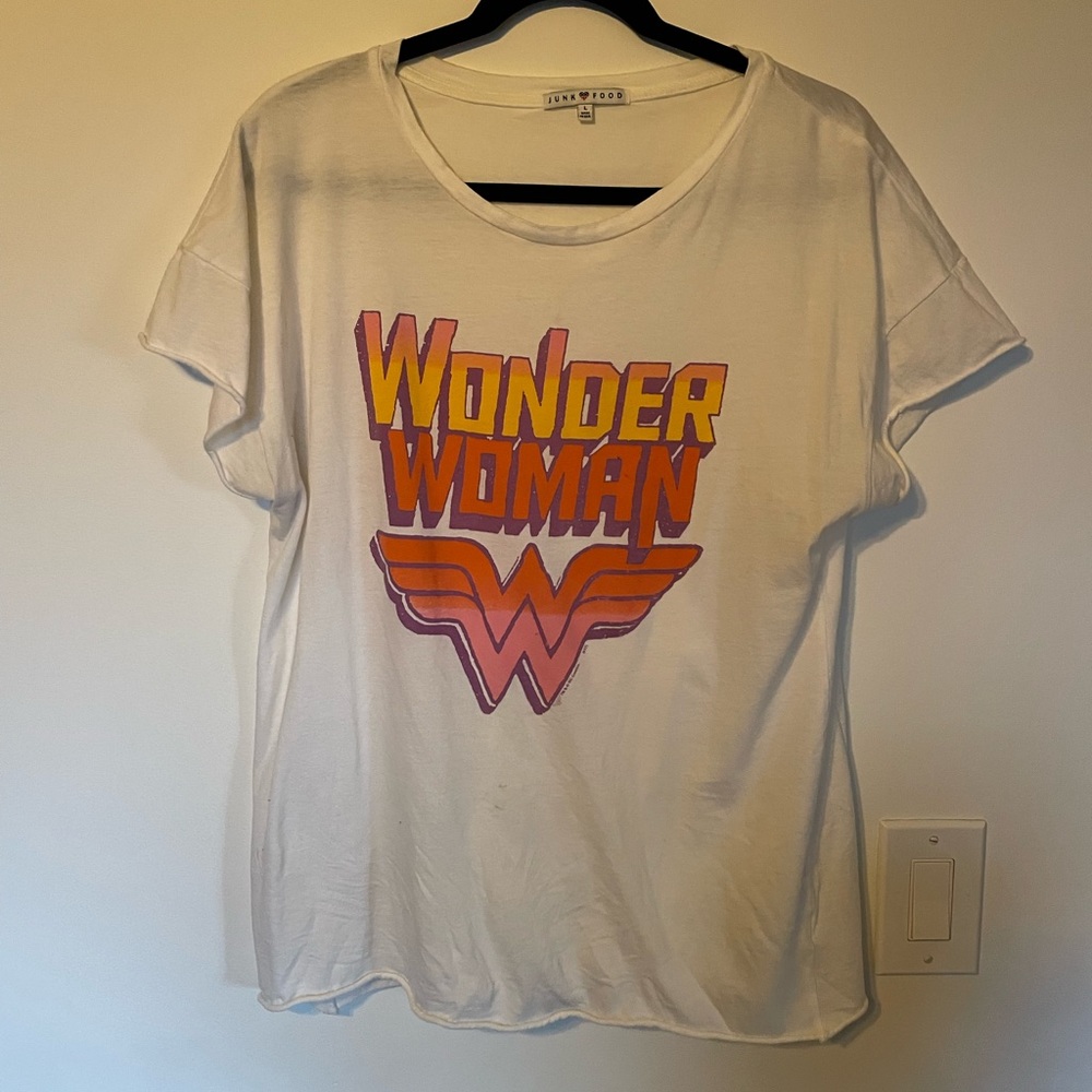 Wonder Wonder T - Originally From Evereve
